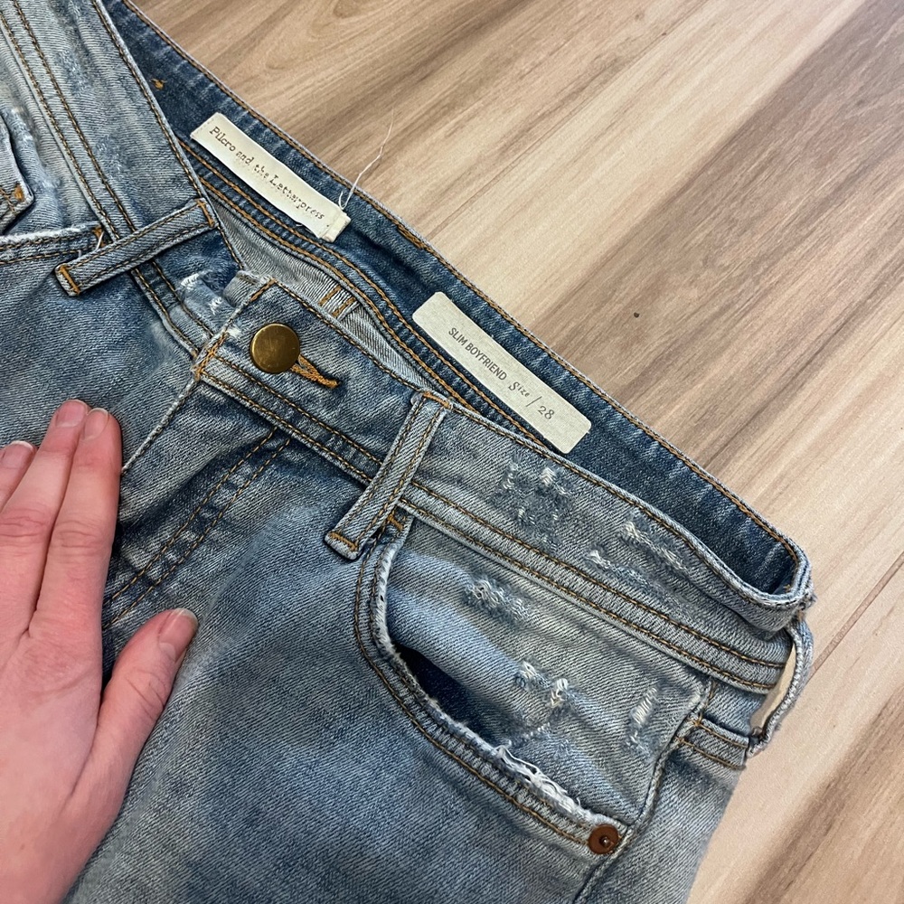 Anthropologie Pilcro embroidered jeans